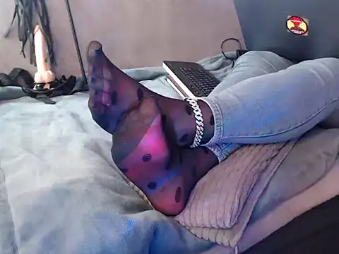 GoddessMonicaNylon online show from 31, 10, 2025