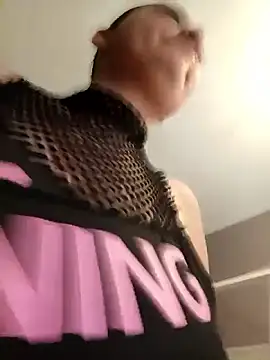 Snapshot of Nell-X chatting on 13, 1, 2026 Nell-X online show from 13, 1, 2026