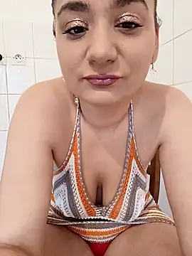 Snapshot of Nell-X chatting on 8, 12, 2024 Nell-X online show from 8, 12, 2024