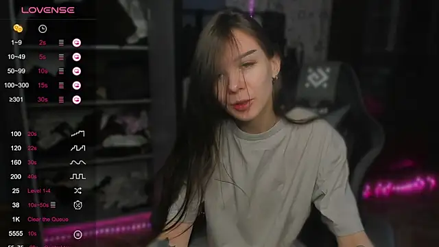 Snapshot of SweetyDeviliya chatting on 6, 11, 2025 SweetyDeviliya online show from 6, 11, 2025