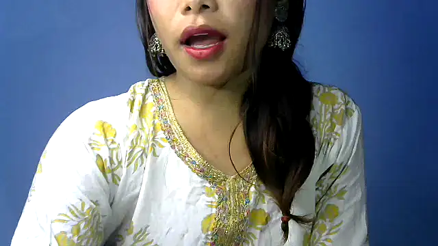 Snapshot of sanjana-77 chatting on 15, 1, 2025 sanjana-77 online show from 15, 1, 2025