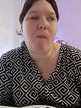 CurvyMilf1992 online show from 16, 10, 2025