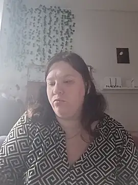 CurvyMilf1992 online show from 17, 10, 2025