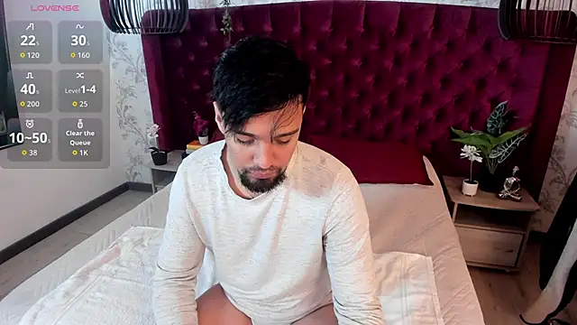 Edward max online show from 7, 10, 2025