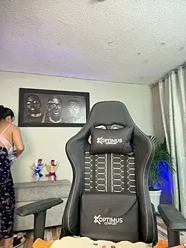 kim zaratte online show from 7, 3, 2026