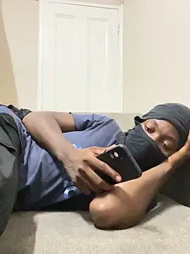 Mischevous T69 online show from 28, 11, 2025