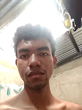 Reynold2608 online show from 23, 1, 2025