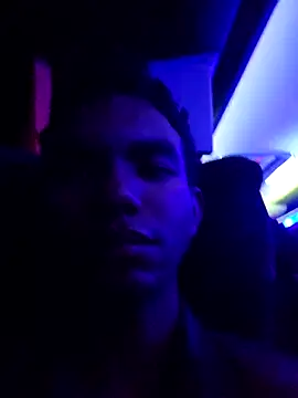 Reynold2608 online show from 25, 4, 2026