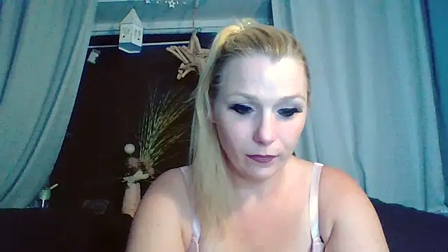 DevilsAngel13 online show from 16, 9, 2025