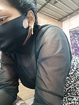 queensenorita online show from 28, 11, 2025