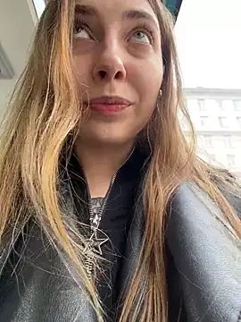 Sunny   Bunny online show from 22, 4, 2026