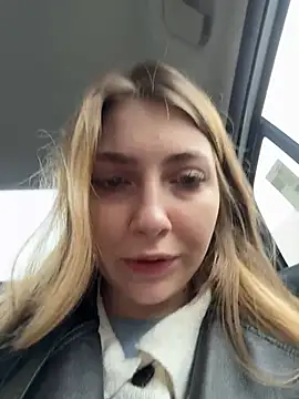 Snapshot of Sunny___Bunny chatting on 4, 3, 2026 Sunny Bunny online show from 4, 3, 2026