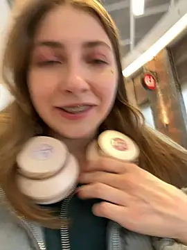 Sunny   Bunny online show from 18, 3, 2025