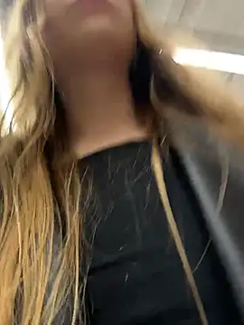 Sunny   Bunny online show from 23, 4, 2026