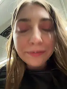 Sunny   Bunny online show from 4, 3, 2025