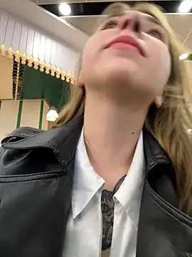 Sunny   Bunny online show from 13, 2, 2025