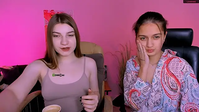 pure radiance1 online show from 20, 11, 2025