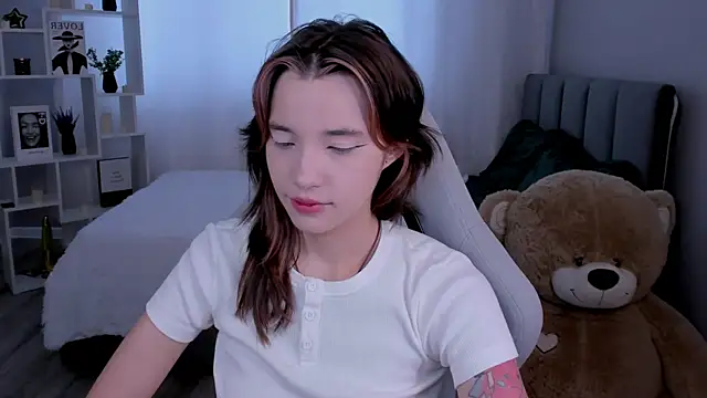 as1an girlfriend online show from 1, 6, 2026
