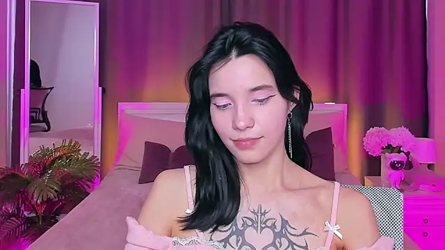 as1an girlfriend online show from 14, 3, 2025