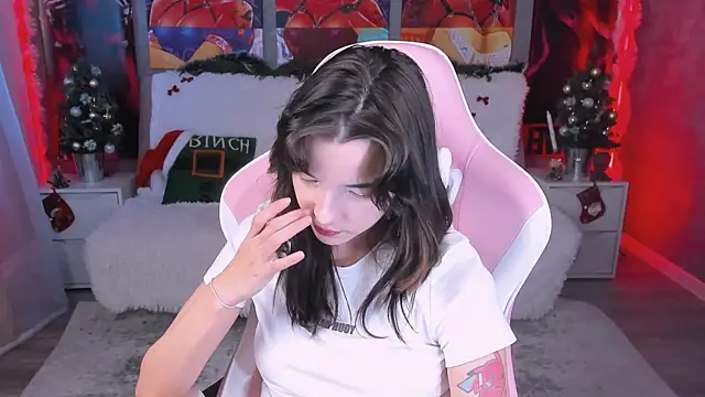 as1an girlfriend online show from 15, 1, 2026