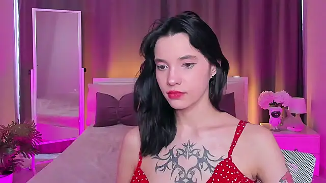 as1an girlfriend online show from 21, 3, 2025