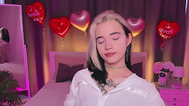 as1an girlfriend online show from 21, 2, 2025