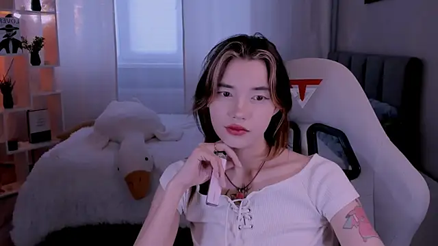 as1an girlfriend online show from 12, 6, 2026