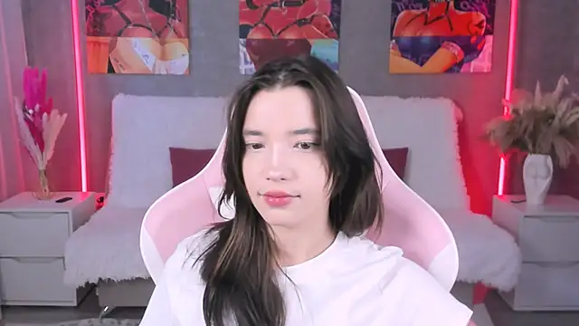 as1an girlfriend online show from 20, 5, 2026