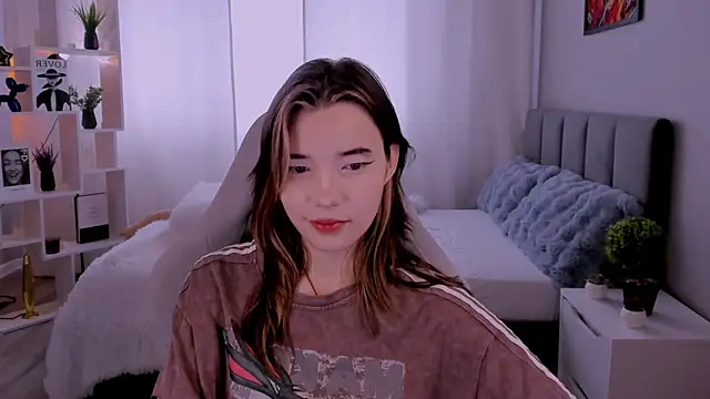 as1an girlfriend online show from 14, 6, 2026