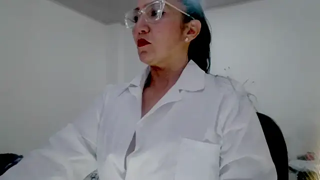 Hanna-33 online show from 25, 10, 2025