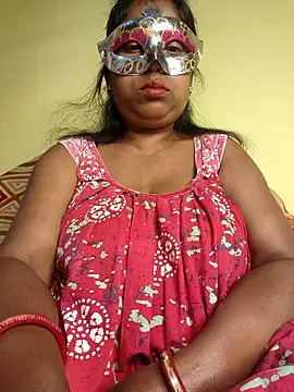 Snapshot of tinabhabhi chatting on 28, 2, 2026 tinabhabhi online show from 28, 2, 2026