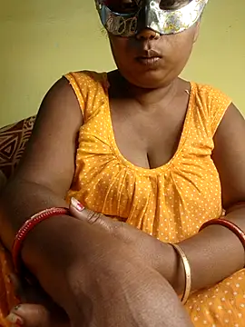 Snapshot of tinabhabhi chatting on 20, 7, 2026 tinabhabhi online show from 20, 7, 2026
