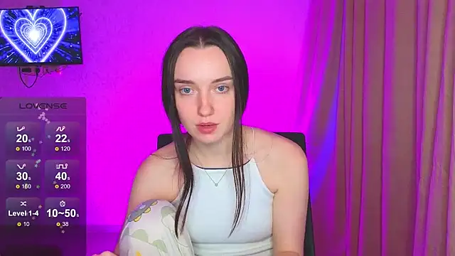 Wild Sophie  online show from 7, 2, 2025