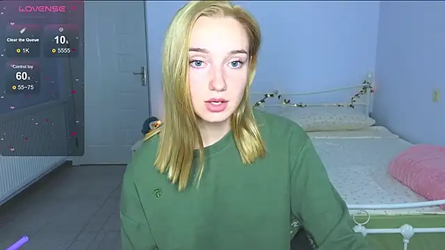 Wild Sophie  online show from 1, 10, 2025