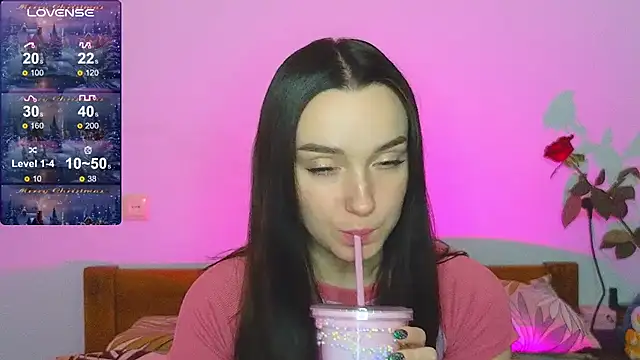 Wild Sophie  online show from 21, 12, 2024