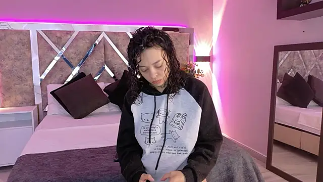 KatherineGomez online show from 23, 5, 2026