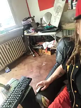 Ozomitro online show from 6, 11, 2025