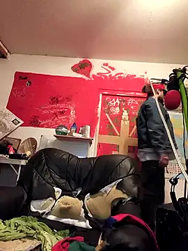 Ozomitro online show from 2, 10, 2025