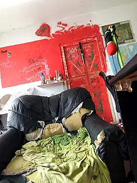 Ozomitro online show from 18, 10, 2025