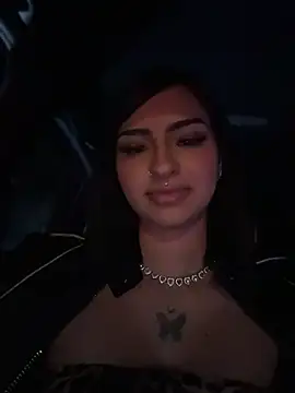 Hilary pinkk online show from 10, 4, 2026