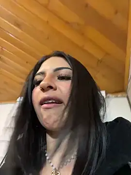 Hilary pinkk online show from 9, 10, 2025