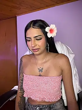 Hilary pinkk online show from 31, 3, 2026