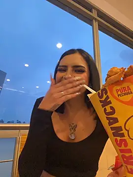 Hilary pinkk online show from 26, 3, 2026