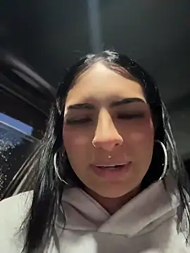 Hilary pinkk online show from 13, 4, 2026