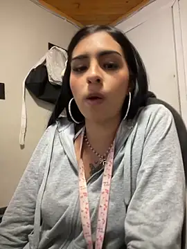 Hilary pinkk online show from 15, 10, 2025