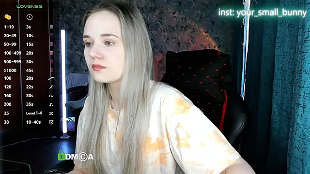 Snapshot of Your_small_bunny chatting on 5, 5, 2026 Your small bunny online show from 5, 5, 2026