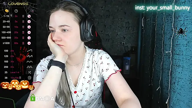 Your small bunny online show from 20, 10, 2025