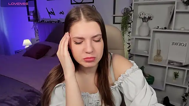 BellaSweetHeart online show from 14, 4, 2026