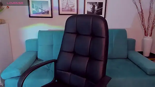 BellaSweetHeart online show from 4, 3, 2025