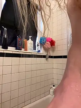 tallnerdyguy online show from 29, 10, 2025